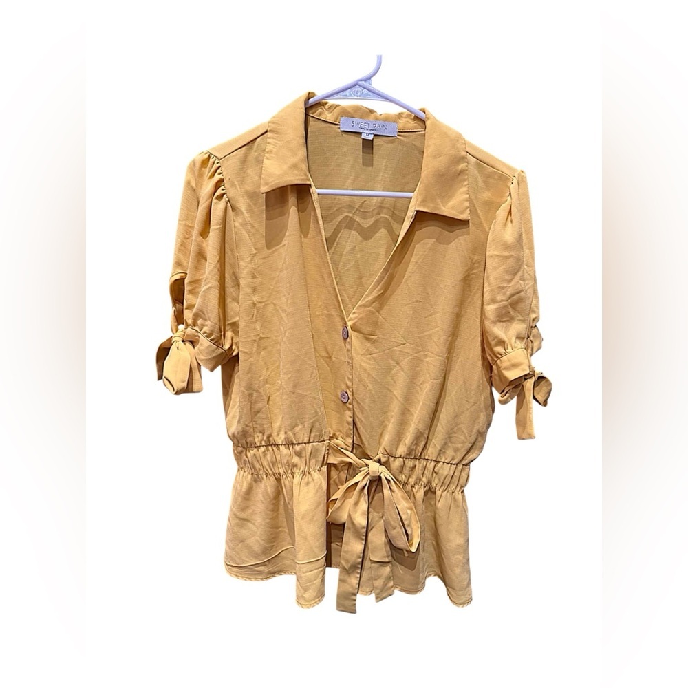 Sweet rain Yellow Button-Up Blouse with Tie Waist MEDIUM
